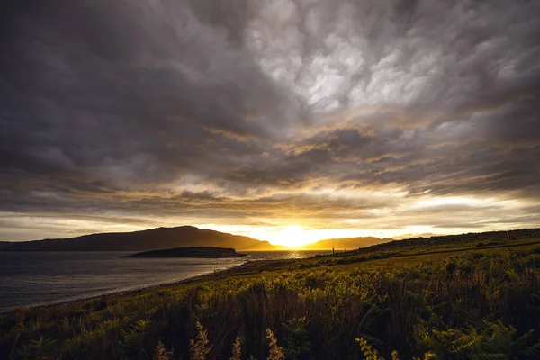 Hermoso Paisaje Escénico Escocia Naturaleza Con Hermoso Sol Noche Puesta — Foto de Stock