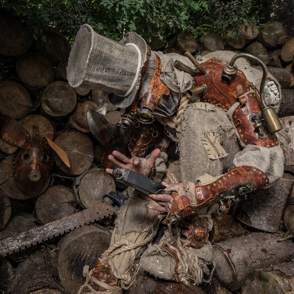 Perseguidor de ciborgues de carácter futurista. Fotografia de arte em estilo steampunk . — Fotografia de Stock