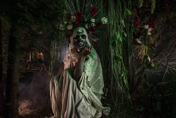 Fabulosa estilização de Santa Muerte - Santa Morte - culto religioso moderno. Conceito Arte conto de fadas foto . — Fotografia de Stock