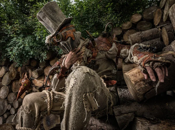 Perseguidor de ciborgues de carácter futurista. Fotografia de arte em estilo steampunk . — Fotografia de Stock