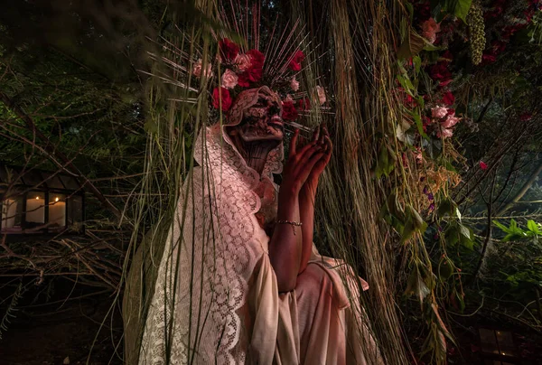 Fabulosa estilização de Santa Muerte - Santa Morte - culto religioso moderno. Conceito Arte conto de fadas foto . — Fotografia de Stock