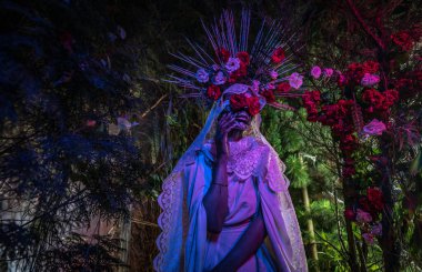 Santa Muerte 'nin muhteşem stili - Kutsal Ölüm - modern dini tarikat. Sanat Peri Masalı Fotoğrafı.