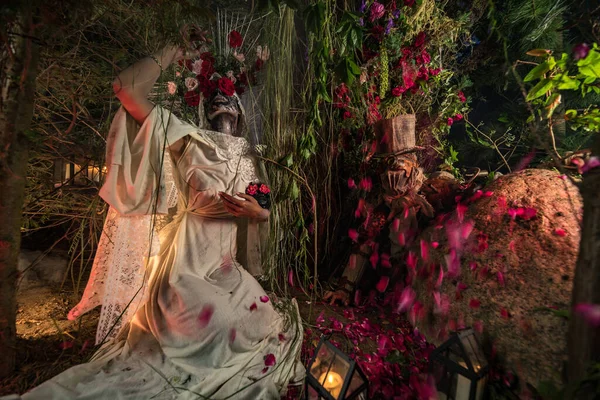 Fabulosa estilização de Santa Muerte - Santa Morte - culto religioso moderno. Conceito Arte conto de fadas foto . — Fotografia de Stock