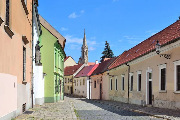 Bratislava Eslováquia Bela Rua Cidade Velha Dia Ensolarado Verão — Fotografia de Stock