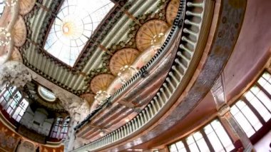 Barcelona - 11 Mayıs 2018: Catalunya müzik Sarayı iç görünümünü