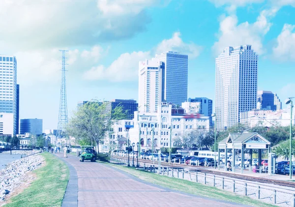 New Orleans Skyline Gyönyörű Riverwalk Naplementekor — Stock Fotó