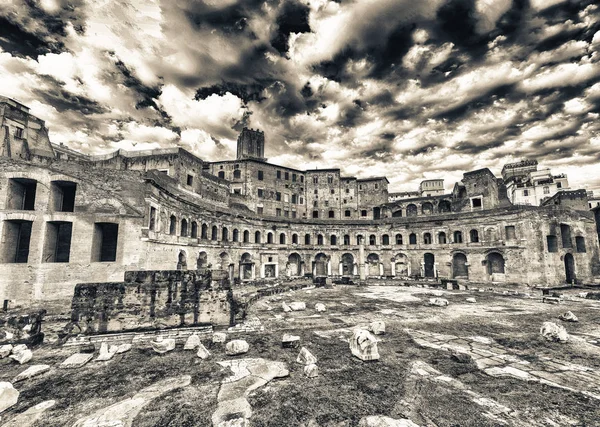 Trajánův Trhu Fori Imperiali Řím Itálie — Stock fotografie