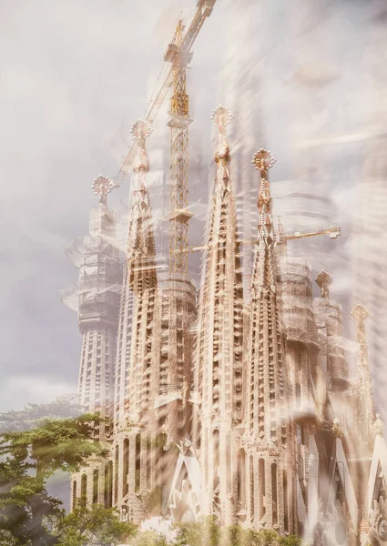 Barcelona Mayıs 2018 Sagrada Famila Cephe Bulutlu Bir Günde Şehrin — Stok fotoğraf