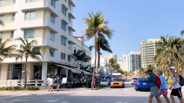 Miami Marzo 2018 Miami Beach Ocean Drive Traffico Visto Auto — Video Stock