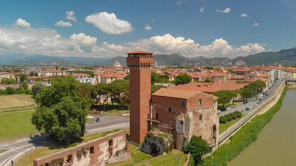 Pisa Toskana Bölgesindeki Ortaçağ Kalesi Havadan Görünümü — Stok fotoğraf