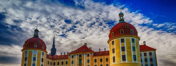 Moritzburg Alemania Julio 2016 Castillo Moritzburg Con Los Turistas Esta — Foto de Stock