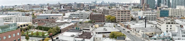 纽约皇后区 2015 皇后区建筑物的全景视图 皇后区的纽约城的五个行政区是最东端 — 图库照片