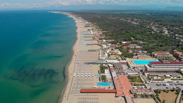 Vista Aérea Casa Baños Con Sombrillas Playa Océano — Foto de Stock