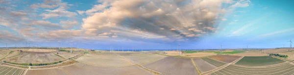Mooie Luchtfoto Van Industriële Windmolens Vrije Natuur — Stockfoto