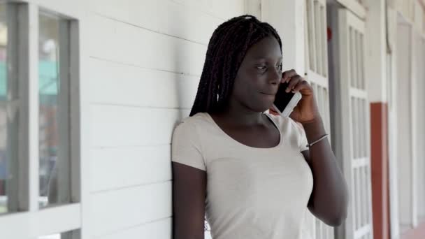 Afro American Female Teenager Talking Mobile Phone School Hallway — Stock Video