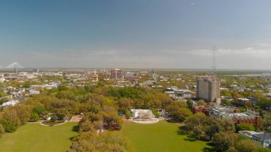 Savannah Forsyth parkının panoramik havadan görünümü.