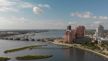 West Palm Beach, Fl - 10 Nisan 2018: Hava manzarası Palm Beach. Florida'nın ünlü bir turizm kentidir.