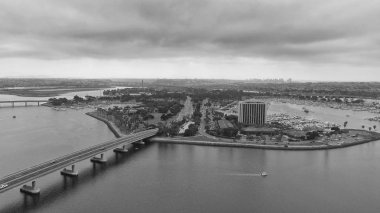 Misyon Beach ve çevresi, San Diego - California havadan görünümü.
