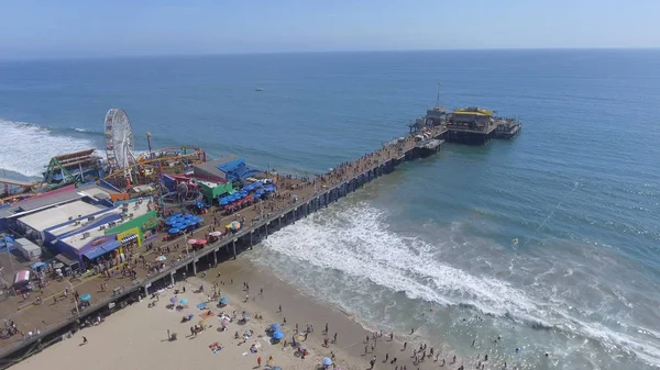Santa Monica August 2017 Touristen Besuchen Den Pier Der Stadt — Stockfoto