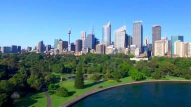 Sydney defne binalar ve park hava görünümünü bir güneşli bir gün, Avustralya, video