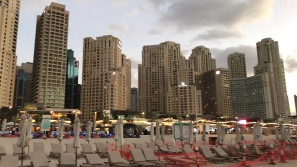 鸟瞰迪拜码头的摩天大楼 阿联酋 — 图库视频影像