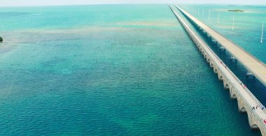 Florida Keys kıyı şeridi, ABD havadan görünümü.