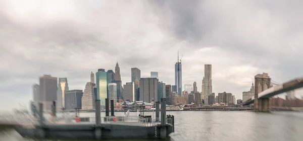 Panoramę Manhattanu Brooklyn Bridge Park — Zdjęcie stockowe