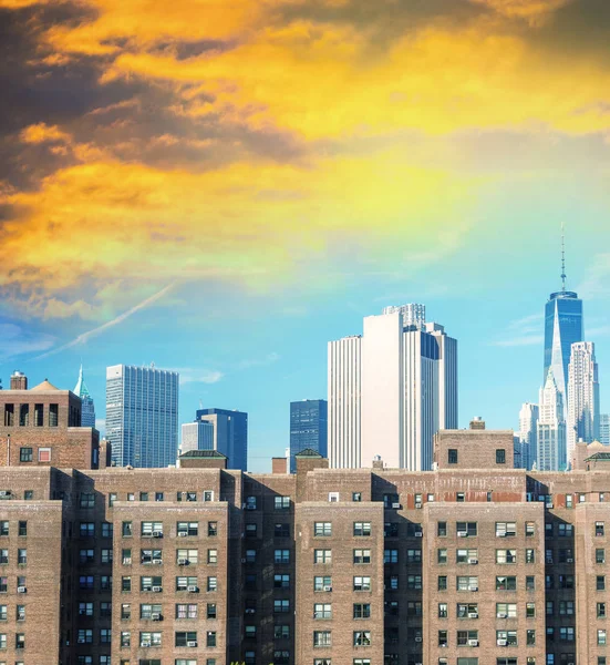 Ancient Modern Skyscrapers New York Manhattan Skyline Dusk — Stock Photo, Image