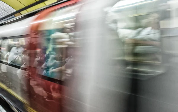 Wazig Beeld Van Ondergrondse Trein Londen Snel — Stockfoto