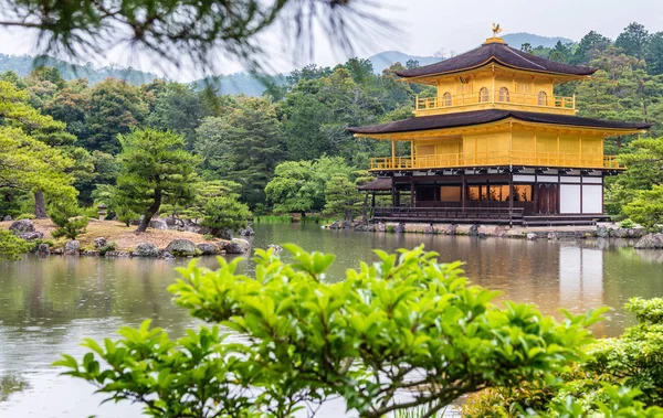 Golden Περίπτερο Στο Kinkakuji Ναό Κιότο Της Ιαπωνίας — Φωτογραφία Αρχείου
