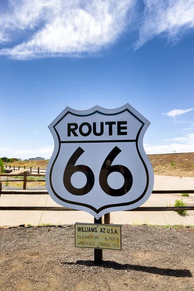 Route Straßenschild Williams Arizona — Stockfoto