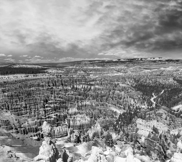 Panoramautsikt Bryce Canyon Nasjonalpark – stockfoto