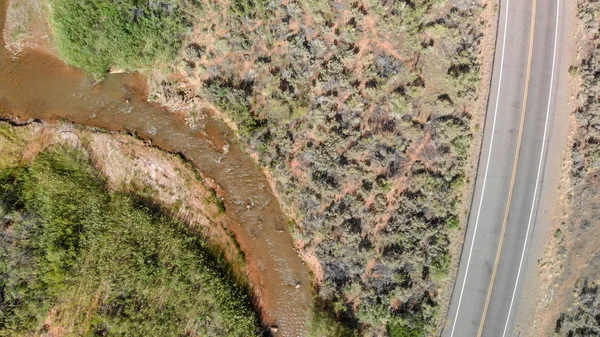 Yol ve dağlar, Zion National Park, havadan görünümü.