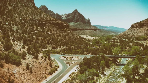 Straße Und Berge Des Zion Nationalparks Luftaufnahme — Stockfoto
