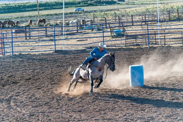 Bryce Canyon City Juni 2018 Cowboys Rida Sina Hästar Rodeo — Stockfoto