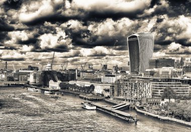 Londra manzarası Nehri Thames, İngiltere.