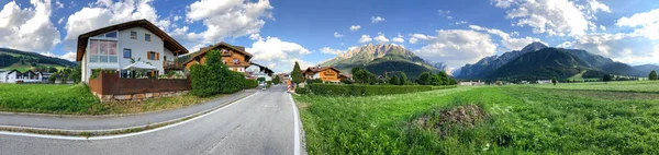 Vue Panoramique Ville Vallée Dobbiaco Dolomites Italiennes — Photo