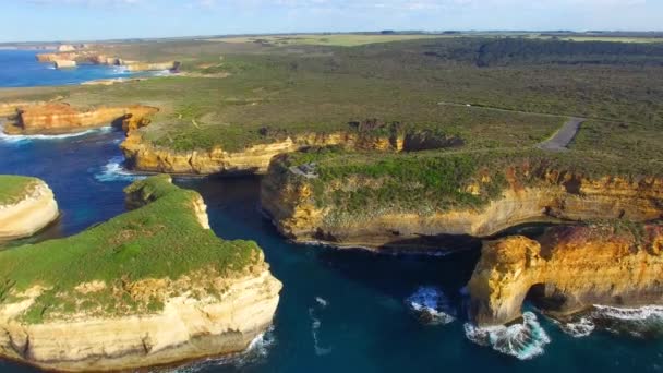 澳大利亚东南海岸维多利亚大海洋大道拱门 — 图库视频影像