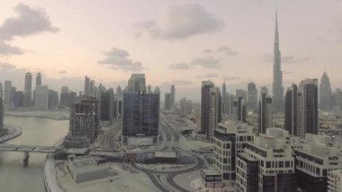 Gökdelenlerin Dubai Uae, Video havadan görünümü