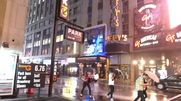 New York City Czerwca 2013 Ruch Times Square Nocy — Wideo stockowe