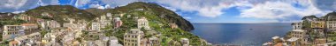 Riomaggiore cityscape, Cinque Terre güzel havadan görünümü.