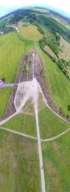 Tepe çarpılar Siauliai, Litvanya yakınındaki. Panoramik ek yükü havadan görünümü.