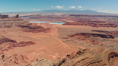 Ölü at Hava bakış, Utah. Dağlar Colorado Nehri.