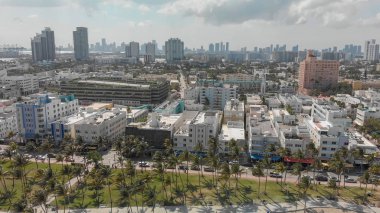 Hava panoramik manzarası, Florida ve Miami Beach kıyı şeridi.
