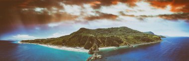Hava panoramik Tonnara Beach, Calabria ile Scoglio Ulivo, İtalya.
