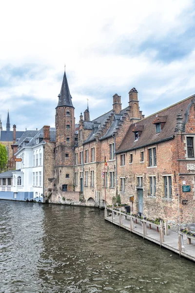 Brugge Gebouwen Van Stad Langs Het Kanaal België — Stockfoto