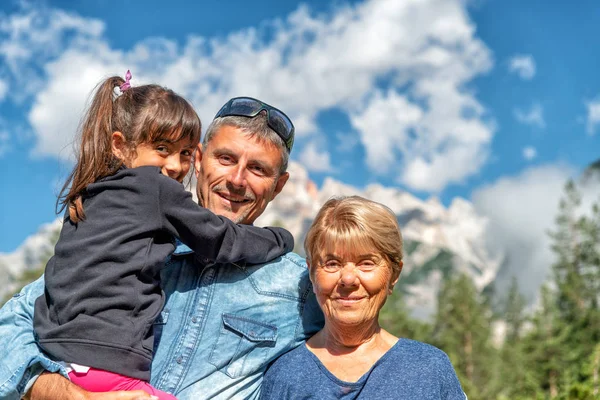 Woman 70S Son Grand Daughter Enjoying Mountain Landscape — Stock Photo, Image