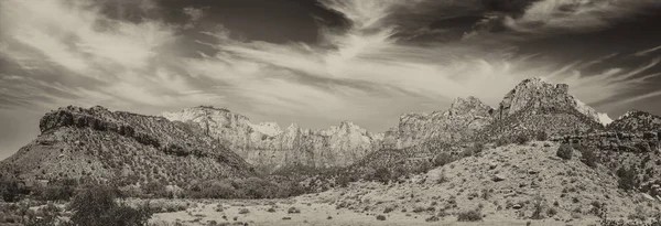 Národní Park Zion Panoramatický Výhled Hory — Stock fotografie