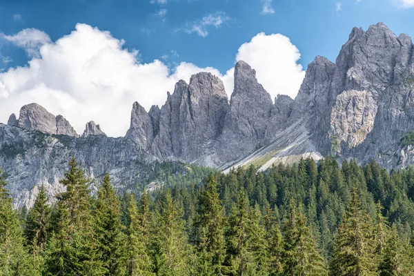 Dolomity Itálie Krásné Alpské Vrcholy Letní Sezóně — Stock fotografie