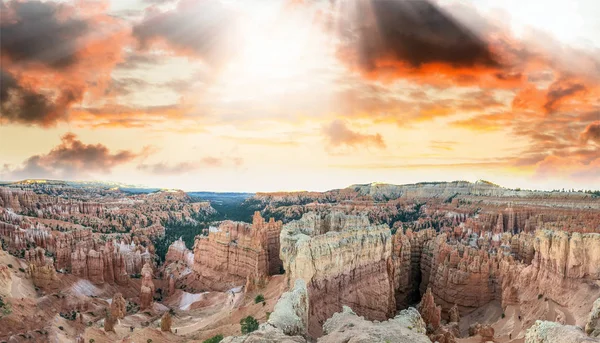 Bryce Canyon National Park Landscape Panoramic View Summer Day — Stock Photo, Image